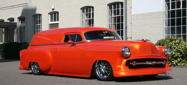 Cool Customs: 54er Chevy Delivery: Custom - Made in Germany!