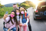 Ratgeber: Auf länderspezifische Regelungen bei Hygiene- und Verkehrsregeln achten