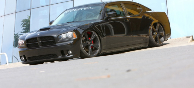 Pures US-Car Adrenalin: 2006er Dodge Charger SRT8 : Air Ride & mehr für das moderne Muscle Car von Streetec