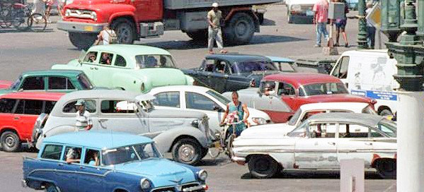Kuba hebt das Handelsverbot für Neuwagen auf.: 