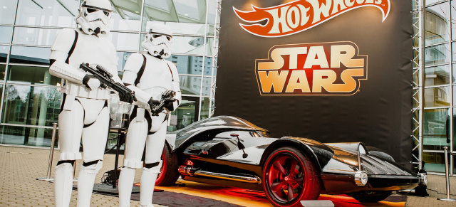 Hot Wheels : Darth Vader Fahrzeug auf Corvette Basis