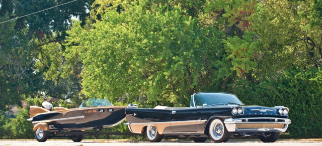 Cooles Duo: 1957 DeSoto Adventurer Cabrio mit Duofoil Boot und Anhänger: Fifties Muscle Car-Gespann für US-Car- und Angelfreunde 
