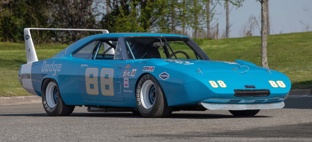 1969er Dodge Charger Daytona Rennwagen: Das erste Auto, das offiziell die 200 mph erreicht hat