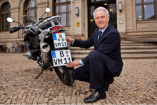 Auch für Oldtimer! Bundesrat beschließt kleinere Motorradkennzeichen: Neue Regelung gilt auch für Saisonkennzeichen und Oldtimer.