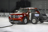 Dodge Durango im Crashtest: Top Safety Pick / mit Video!: Das amerikanische Insurance Institute for Highway Safety hat SUV getestet