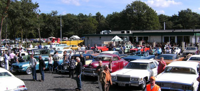 4. September: Int. Classic USA Cars Treffen, Reuver (NL): Kostenloses US-Car Klassiker Event an der deutsch-niederländischen Grenze