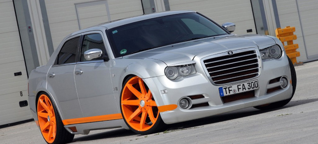 Zoll-Kontrolle: 2008er Chrysler 300C : Amerikanisches Auto  cool getunt und voll im Trend