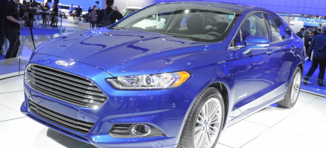 Ford ruft 465.000 Fahrzeuge in die Werkstätten zurück: Betroffen sind Fusion, Explorer, Taurus, Flex und Interceptor. 
