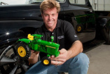 Chip Foose baut John Deere im Hot Rod Style!