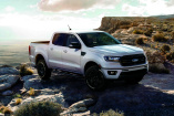 Paint It Black: Black Appearance Package für Ford Ranger