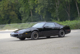 Sprechende K.I.T.T.-Replica zeigt Achtziger Jahre-Science Fiction: Knight Rider