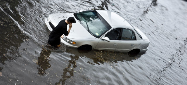 Ratgeber: Manches Auto mit Wasserschaden ist zu retten