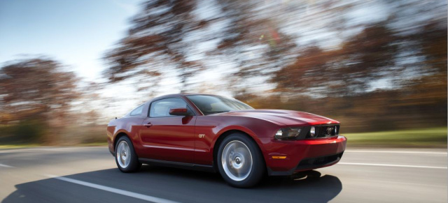 Billiger als Camaro & Co: Preise des 2010 Ford Mustangs!: Ford's Pony Car kommt im Frühjahr zu den Händern!