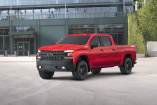 Full-Size LEGO Model: Chevrolet Silverado 1:1 aus 300.000 LEGO Steinen