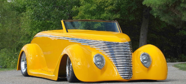 America's Most Beautiful Roadster - 1937er Ford Street Rod: Boyd Smoothster