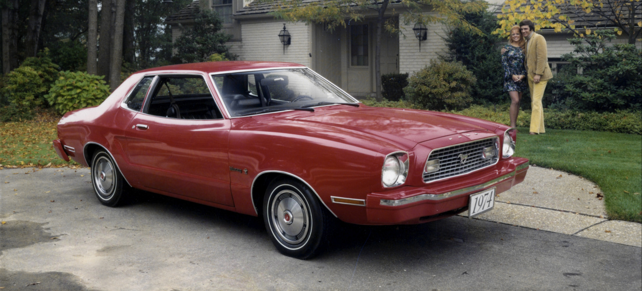 Happy Anniversary!: 50 Jahre Ford Mustang II