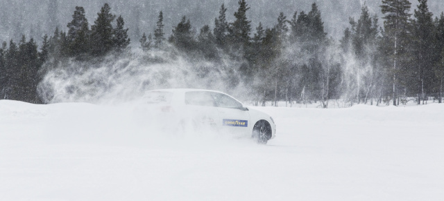 Jetzt packen Sie die Koffer::  Reifentester lieben Eis und Schnee