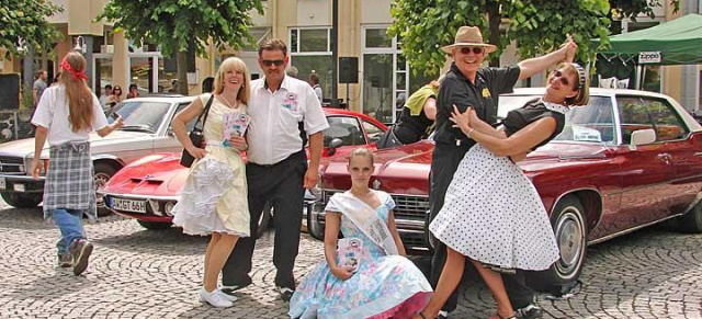 13. Juni.: Sprudelndes Sinzig, Sinzig: US-Car & Oldtimer-Happening in der City