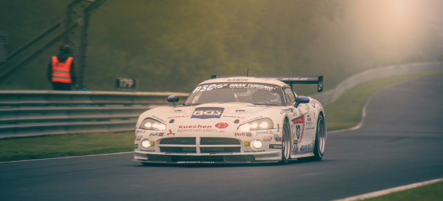 Trotz verpasstem Klassensieg eine durchweg positive Bilanz und Spendengelder: Regentanz der White Angel Viper beim 24h-Rennen auf dem Nürburgring