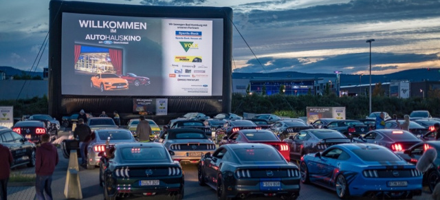 Ford-Fans stellen deutschen Rekord auf: Die meisten Ford Mustangs in einem Autokino