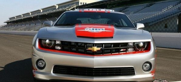 2010 Camaro wird Indy Pace Car : 93. Rennen von Chevys Sportler angeführt