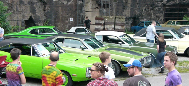 31.August: Altmetall trifft Altmetall, Duisburg: Landschaftspark Duisburg-Nord als Kulisse für US-Oldtimer