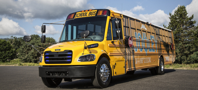 Elektro-Schulbusse: Thomas macht auf dem Schulweg keinen Lärm mehr