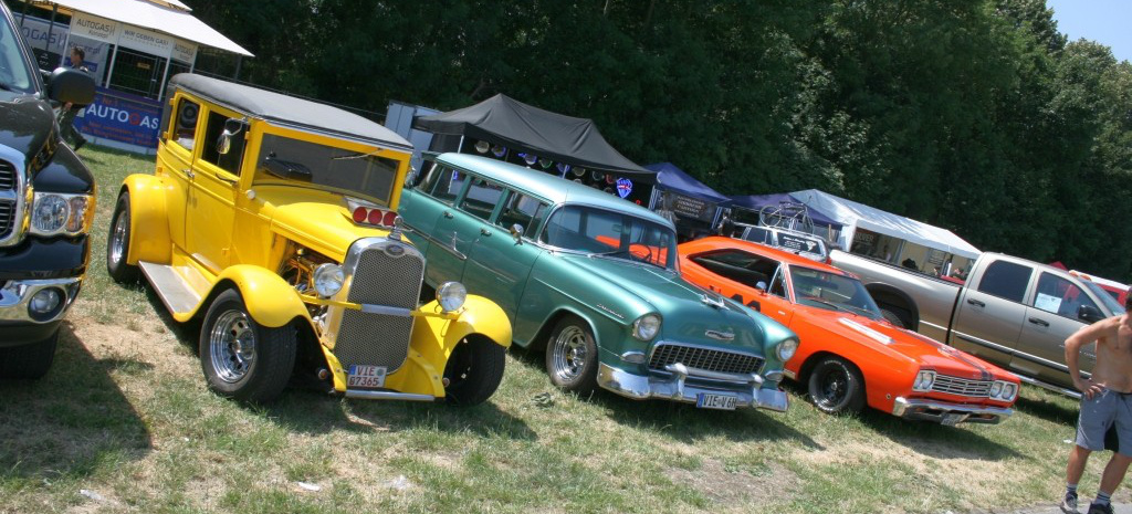 Jungs treffen trotz freund