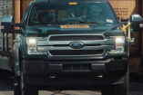 Muskelprotz mit Elektroantrieb?: Ford F-150 zieht 10 Eisenbahn-Waggons (450 Tonnen)