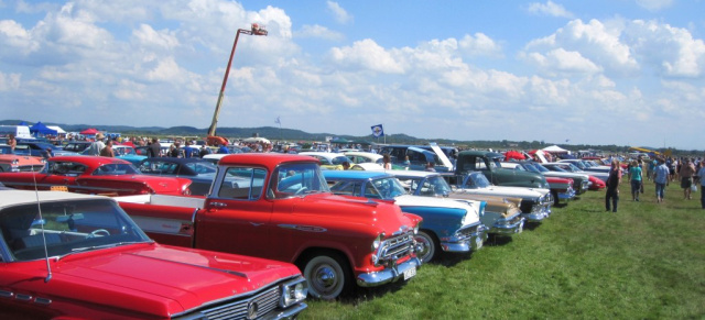 Wheels & Wings, Varberg, 16./17. Juli 2010: Schwedens größtes US-Car Treffen an der Westküste