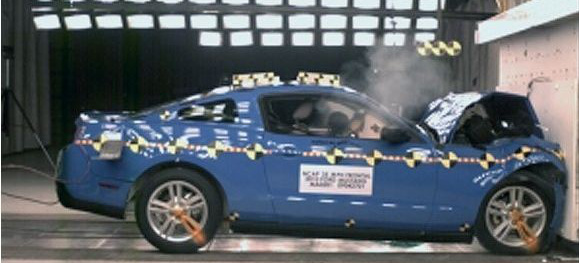 Neuer Mustang im Crashtest: 5 Sterne für den amerikanischen Sportwagen