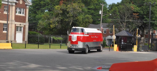 5 Mio $: GM Futurliner als teuerste Ebay Auction: Parade of Progress - Tournee-Bus / mit Video!