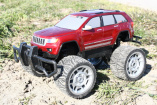 Carrera bringt Jeep Grand Cherokee als RC-Offroader: Neben dem Wrangler nun auch der Grand Cherokee im Programm