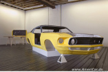 Replika in Lebensgröße: 69er Ford Mustang aus Papier!: Amerikanisches Auto als "one piece at a time" Kunstwerk