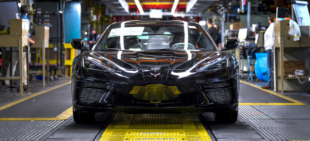 Job#1 für die Corvettte C8: Erste 2020 Chevrolet Corvette rollt vom Band