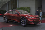 Offizielle Fotos: So sieht der elektrische 2020er Ford Mustang Mach-E Crossover aus