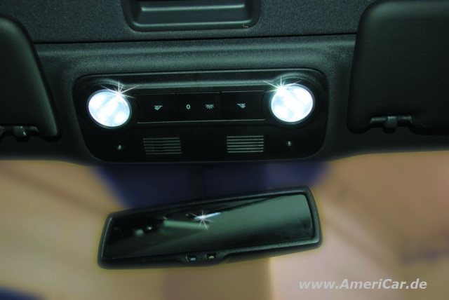 LEDs für\'s Interieur!: Cooles Licht mit LEDs von Foliatec - News ... LEDs für\'s Interieur!: Cooles Licht mit LEDs von Foliatec - News ...