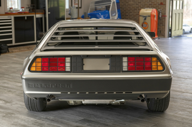 Zurück in die Zukunft: DeLorean versteigert - AUTO BILD